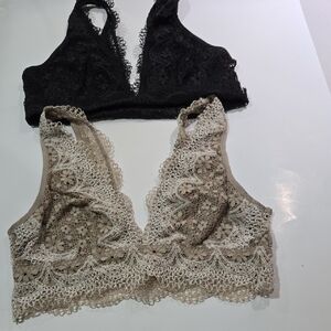 NWOT Victoria's Secret Lace Bralette Duo - Black and Cream